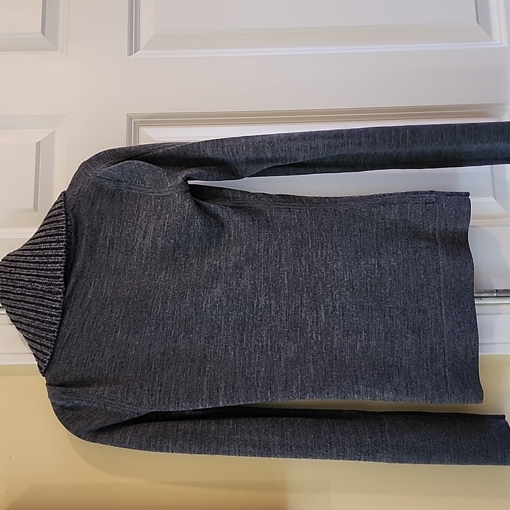 Cardigan - Picture 4 of 4